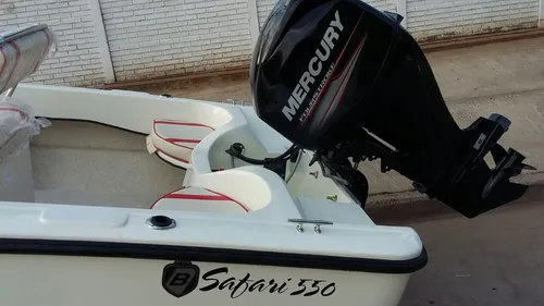 Bermuda Safary 5,5 M Mercury 40 Hp 3 Cilindros Elec/automix