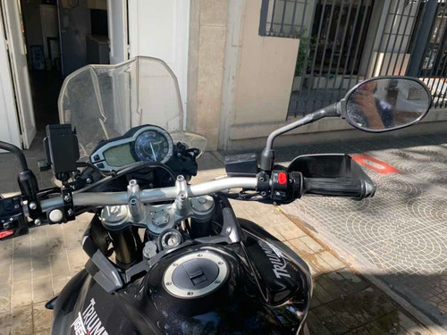 Triumph Tiger 800