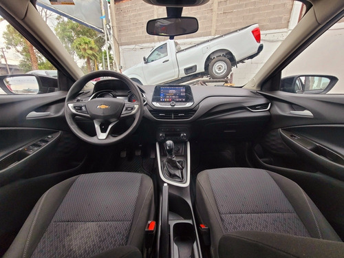 Imagen 15 de 17 de Chevrolet Onix 1.0 Lt Modelo 2021