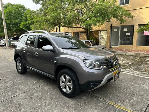 Renault Duster 1.3 Intense Cvt