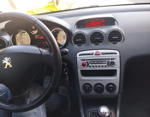 Peugeot 408 2.0 Allure 143cv
