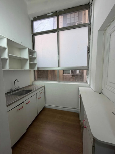Espaciosa Oficina Av. Providencia 199 (176541)