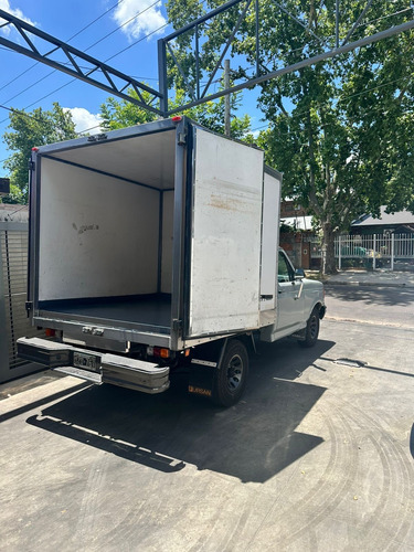 Ford F-100 4.9i