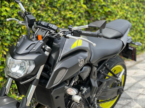 Imagem 10 de 15 de Yamaha Mt-07 Abs