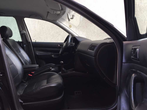 Volkswagen Golf 2005 2.0 5p Manual