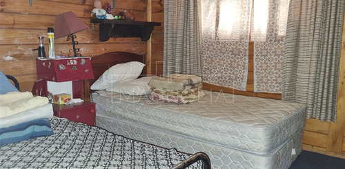 Casa En Venta De 3 Dorm. En Algarrobo