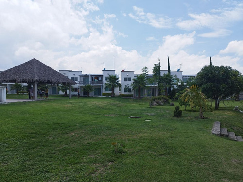Casa En Venta En Fraccionamiento
