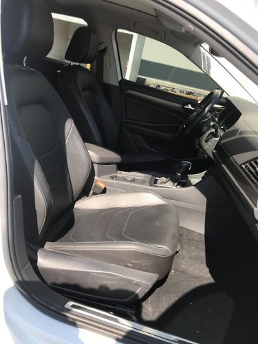 Imagen 10 de 12 de Volkswagen Jetta 1.4 T Fsi Highline 2019