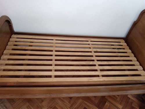 Cama De Roble 1 Plaza. (Usado)