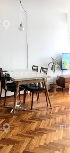 Departamento En Venta Ubicado En Acassuso, San Isidro, G.b.a. Zona Norte