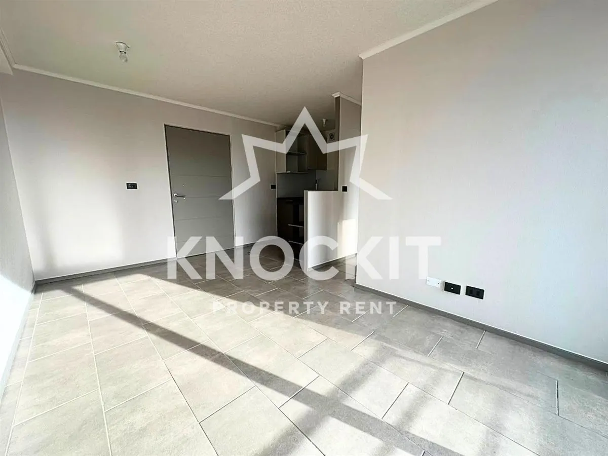 Imagen 4 de 18 de Arriendo Depto Con Balcón Y Bodega 2d1b - Av Cinco Cerrillos