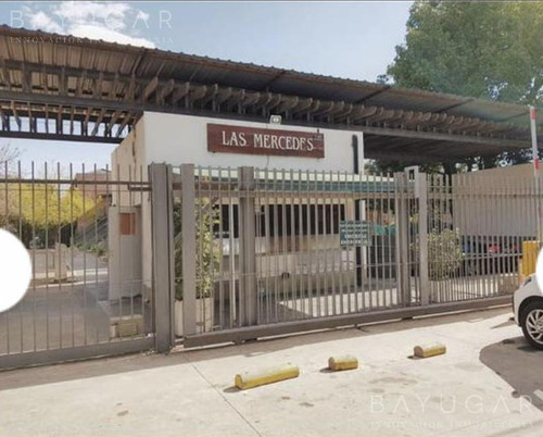 Imagen 10 de 16 de Venta - Departamento Con Cochera En Las Mercedes - Bayugar Negocios Inmobiliarios