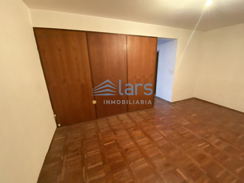 Oficina En Alquiler / Cordón - Inmobiliaria Lars