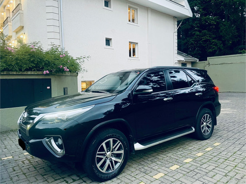 Toyota SW4 2.8 Tdi Srx 7l 4x4 Aut. 5p