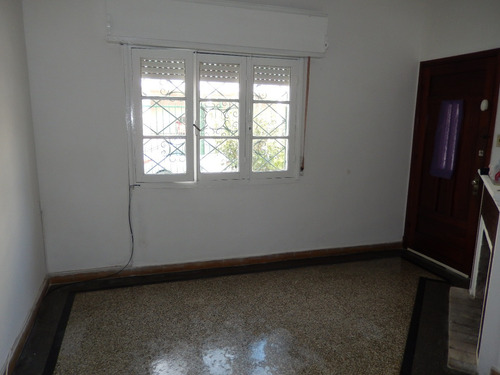 Casa 1 Dormitorio Cochera Buceo Malvin 4 Cuadras Rbla