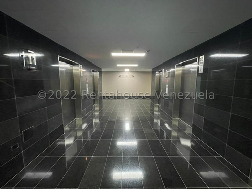 Imagen 4 de 18 de Oficinas Con Una Hermosa Vista En Venta Las Mercedes Mls #22-18629