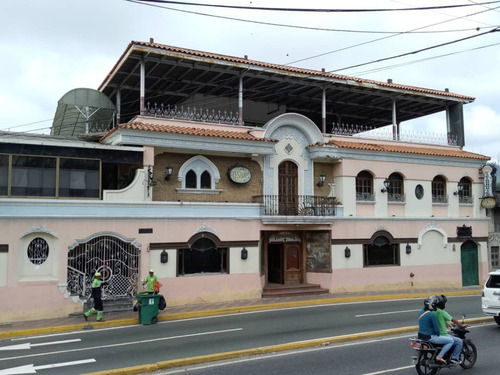 Venta De Espectacular Fondo De Comercio O Propiedad Centro Gastronómico En El Hatillo. (a.p)