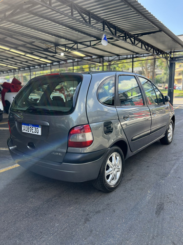 Renault Scenic 1.6 PRIVILÉGE 16V FLEX 4P MANUAL