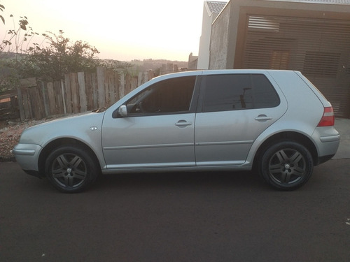 Imagem 8 de 8 de Volkswagen Golf 2006 2.0 Comfortline 5p Manual