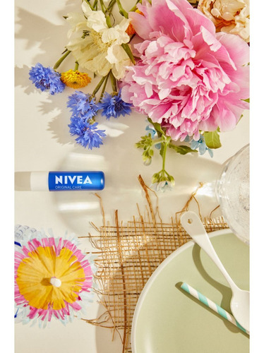 Imagem 5 de 12 de Nivea Hidratante Labial Original Care 4,8g