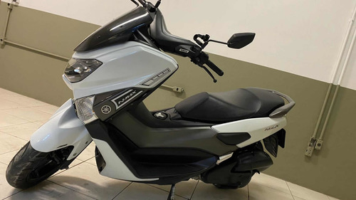 Imagem 2 de 6 de Yamaha Nmax 160cc
