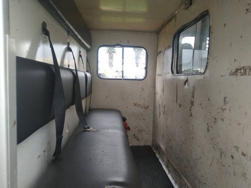 Mb 710/07 Com Cabine Auxiliar E Caçamba