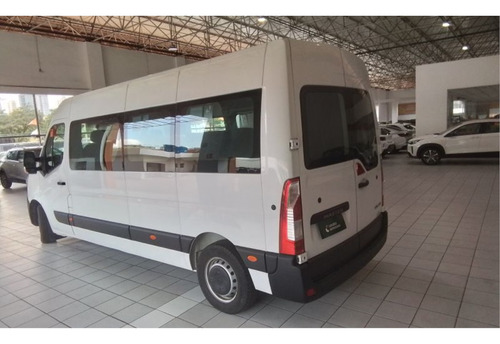 Renault Master 2.3 DCI DIESEL MINIBUS EXECUTIVE 16L L3H2 3P MANUAL