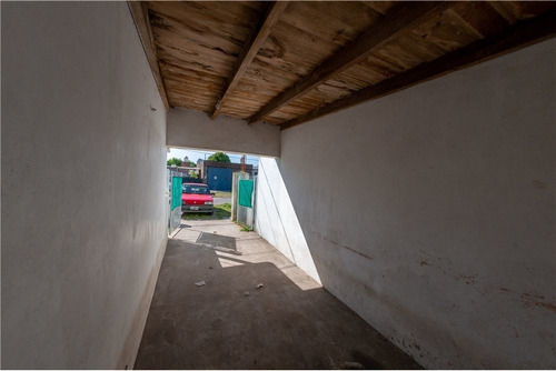 Imagen 23 de 24 de Casa 2 Dormitorios En Venta La Plata Amplio Parque