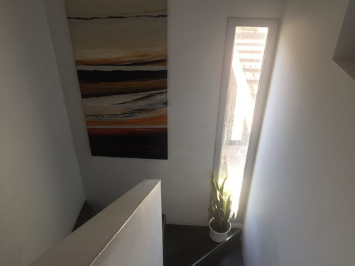 Imagen 8 de 14 de Duplex En Venta, 2 Dormitorios, Jardin, Nuevo, City Bell