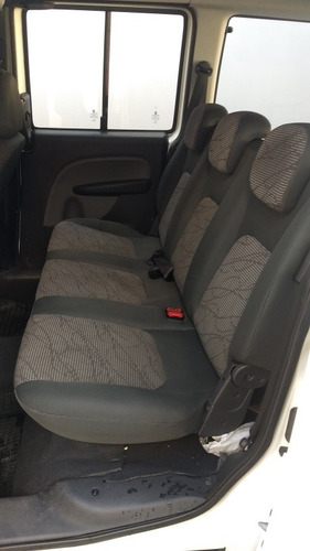Fiat Doblo 2016 1.4 Attractive Flex 5p
