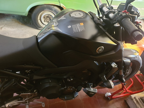 Imagen 5 de 11 de Yamaha Mt09 2017