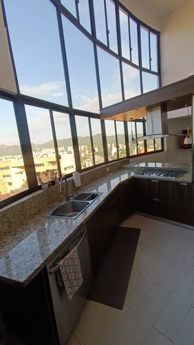 Vendo Solo Clientes Penthouse En Res. Estratosfera Jrico