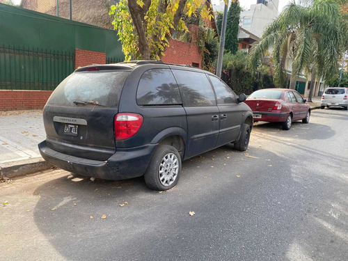 Imagen 3 de 6 de Chrysler Caravan 2.4 Se 2.4 2004