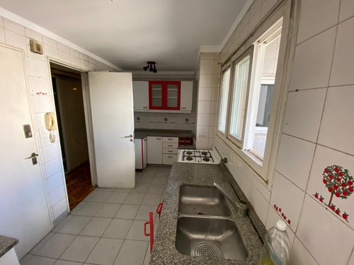 Imagen 10 de 25 de Semipiso 4 Ambientes En Venta, Villa Crespo - Balcón Corrido, A Refaccionar