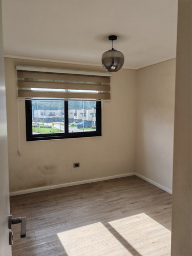 Casa Practicamente Nueva En Condominio Camino A Botrolhue