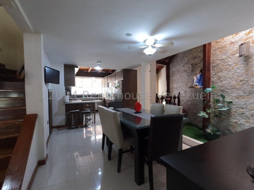 Mayra Lara Rah Vende Hermosa Casa En Urb. El Pedregal, Al Este De Barquisimeto, 4 Hab, 5 Baños, 3 P/e, Planta Eléctrica, Tanque Subterráneo, Una Hermosa Área Social Y Parque Infantil