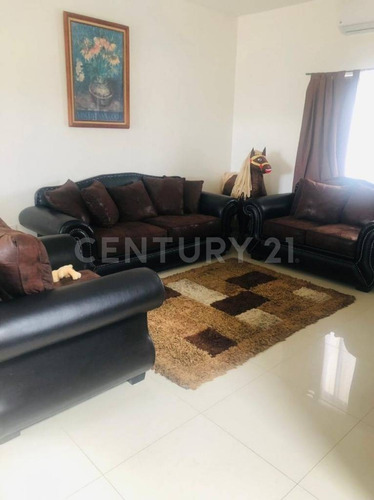 Imagen 3 de 15 de Casa En Renta Fracc. Santa Fe Cd. Cuauhtemoc, Chihuahua.