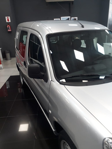 Imagen 5 de 13 de Berlingo Furgón Mixto Hdi 2022