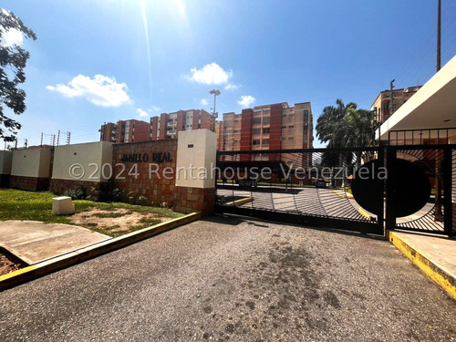 Apartamento En Venta Patarata, Barquisimeto Este 24-18554 App