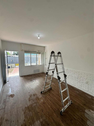 Casa En Venta, Zona Villa Española!!