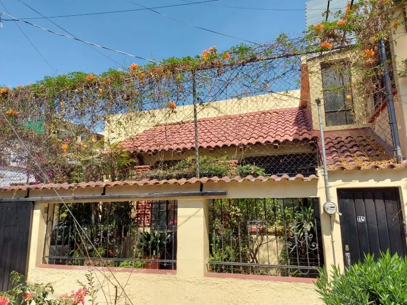 Excelente Casa En La Mejor Zona De San Pedro De Los Pinos