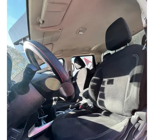 Nissan NP300 Frontier 2.5 Le Aa Mt