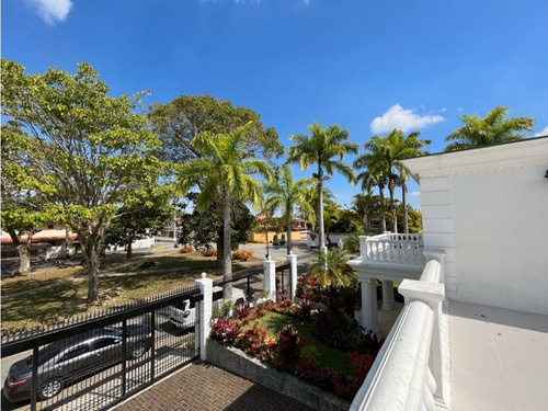 Venta Casa 600 M2 6h/6b/8p En Lomas De La Lagunita