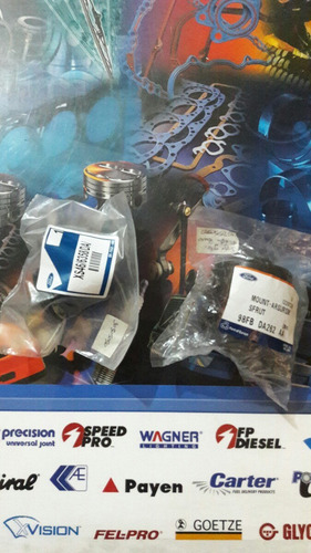 Imagen 3 de 5 de Kit De Bujes De Meseta Fiesta Ecosport Originales Ford