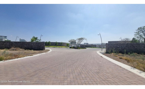 Preventa De Terreno Residencial En Milenio 3 De 243.26 Mts2