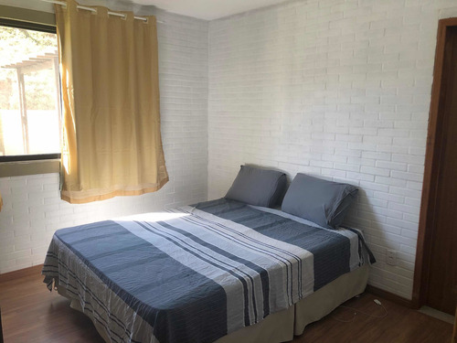 Linda Casa Na Fazenda Da Grama