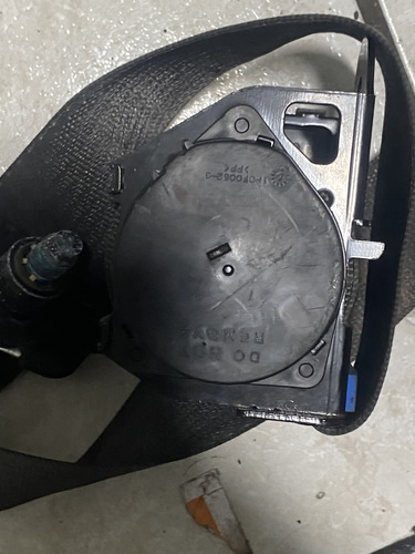 Cinturón De Seguridad Trasero Chevrolet Spark 10-15 Ml1385 (Usado)