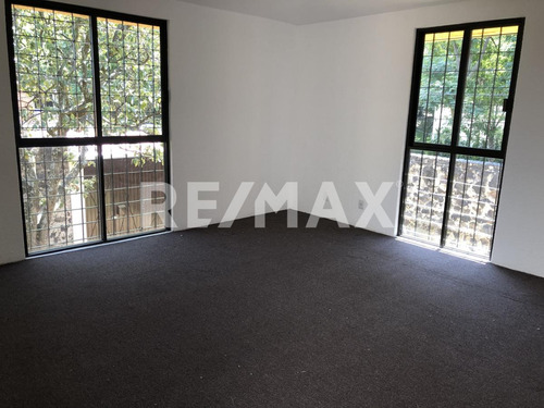 Casa En Venta En Jardines Del Ajusco