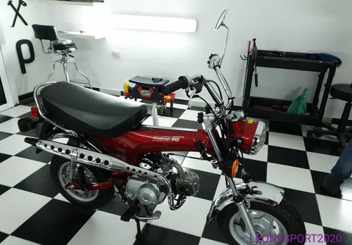 Honda Dax St 70