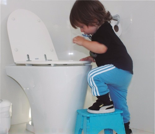 Imagen 2 de 7 de Banquito Step Plegable Multiuso Baby Innovation Creciendo